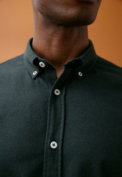 chemise en flanelle kaki sans poche détail col main