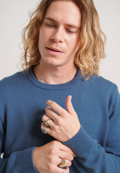 pull épais laine bio loom Bleu tempête closeup