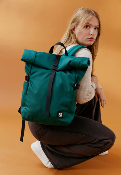 sac à dos loom vert canard porté main