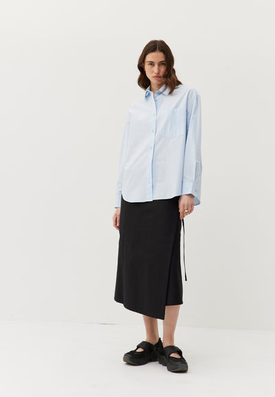 chemise en popeline coton bio bleu clair main