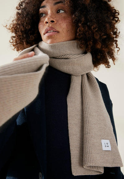 echarpe laine loom beige clair détail 3