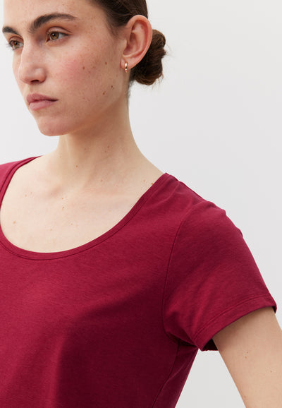 t-shirt en tencel loom framboise détail col