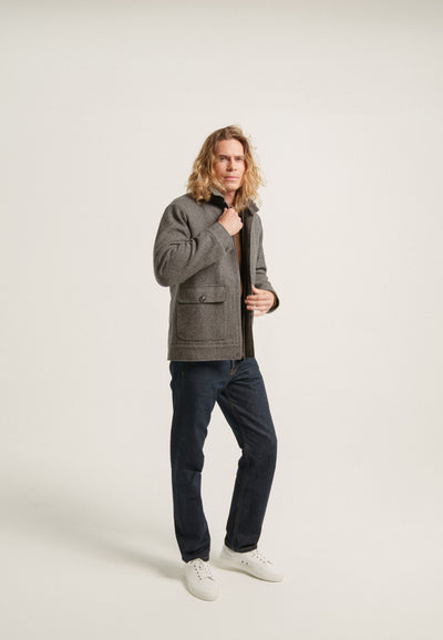 le blouson en laine loom gris en pied