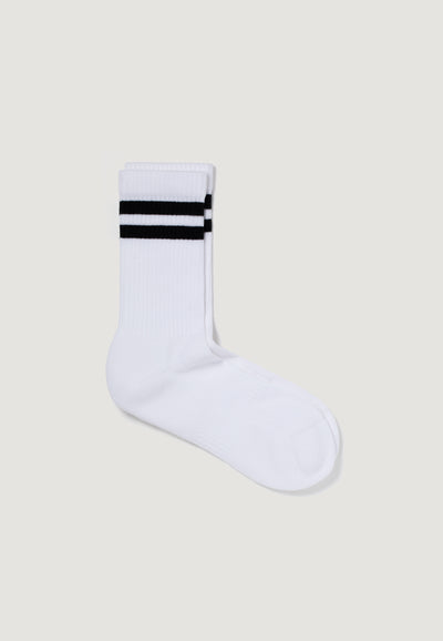 chaussettes côtelées rayures noires côté