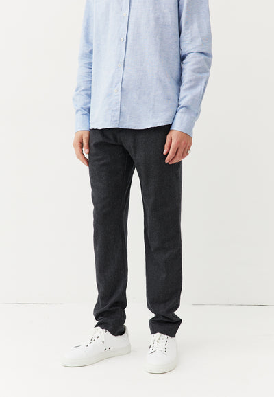 pantalon en flanelle de laine bio loom Gris anthracite jambes main