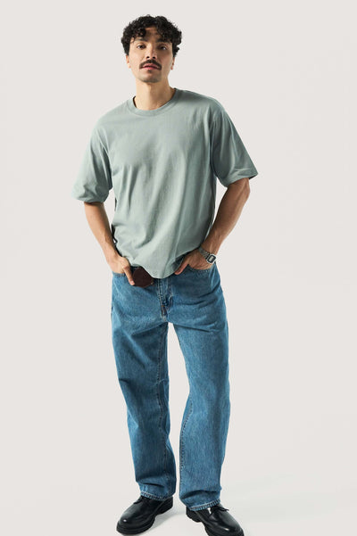tee-shirt oversize loom vert pâle face silhouette