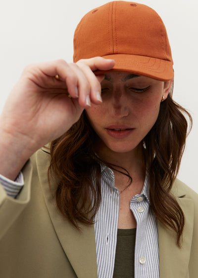 casquette orange loom face détails