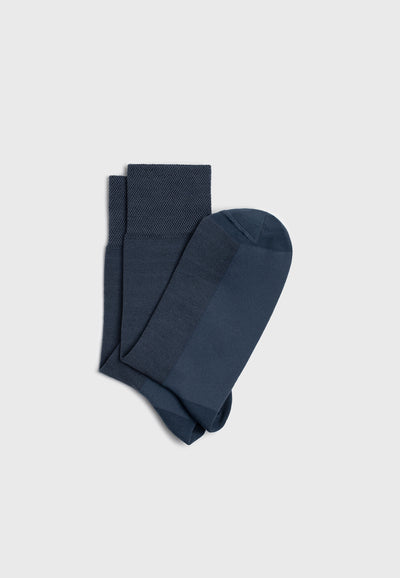 les chaussettes en coton bio Bleu tempête plié
