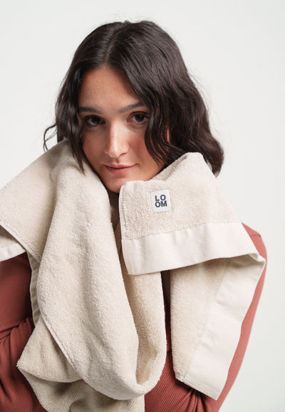 serviette de bain coton bio beige face