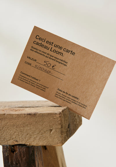 carte cadeau physique loom 50€ main