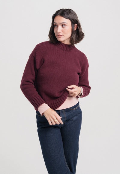 pull col montant coton bio made in france aubergine main