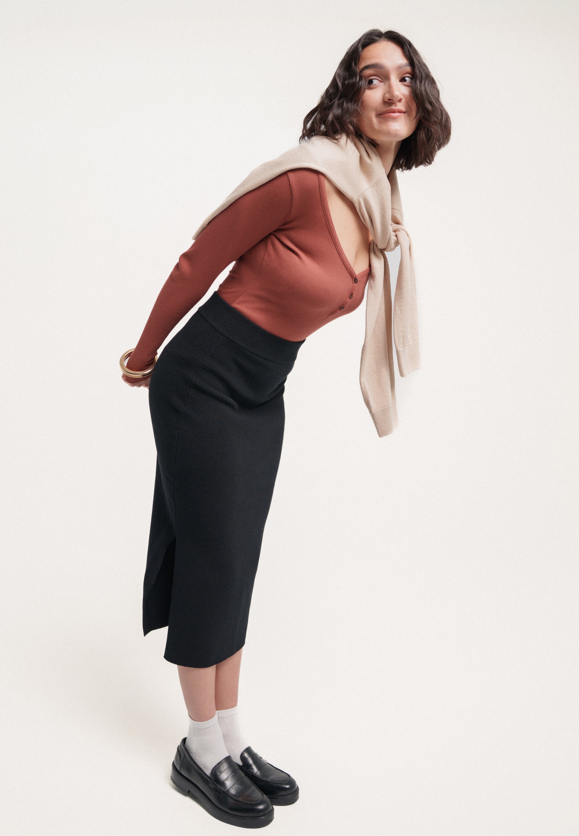 jupe en maille coton bio laine bio noir main-1