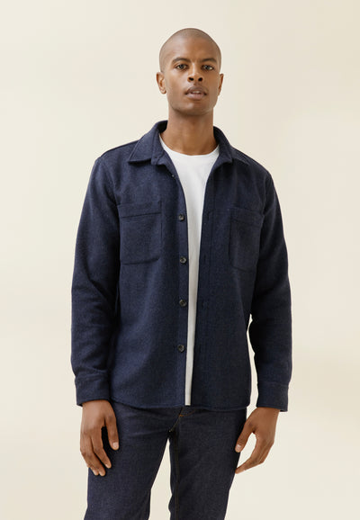 surchemise en laine loom bleu marine look-1