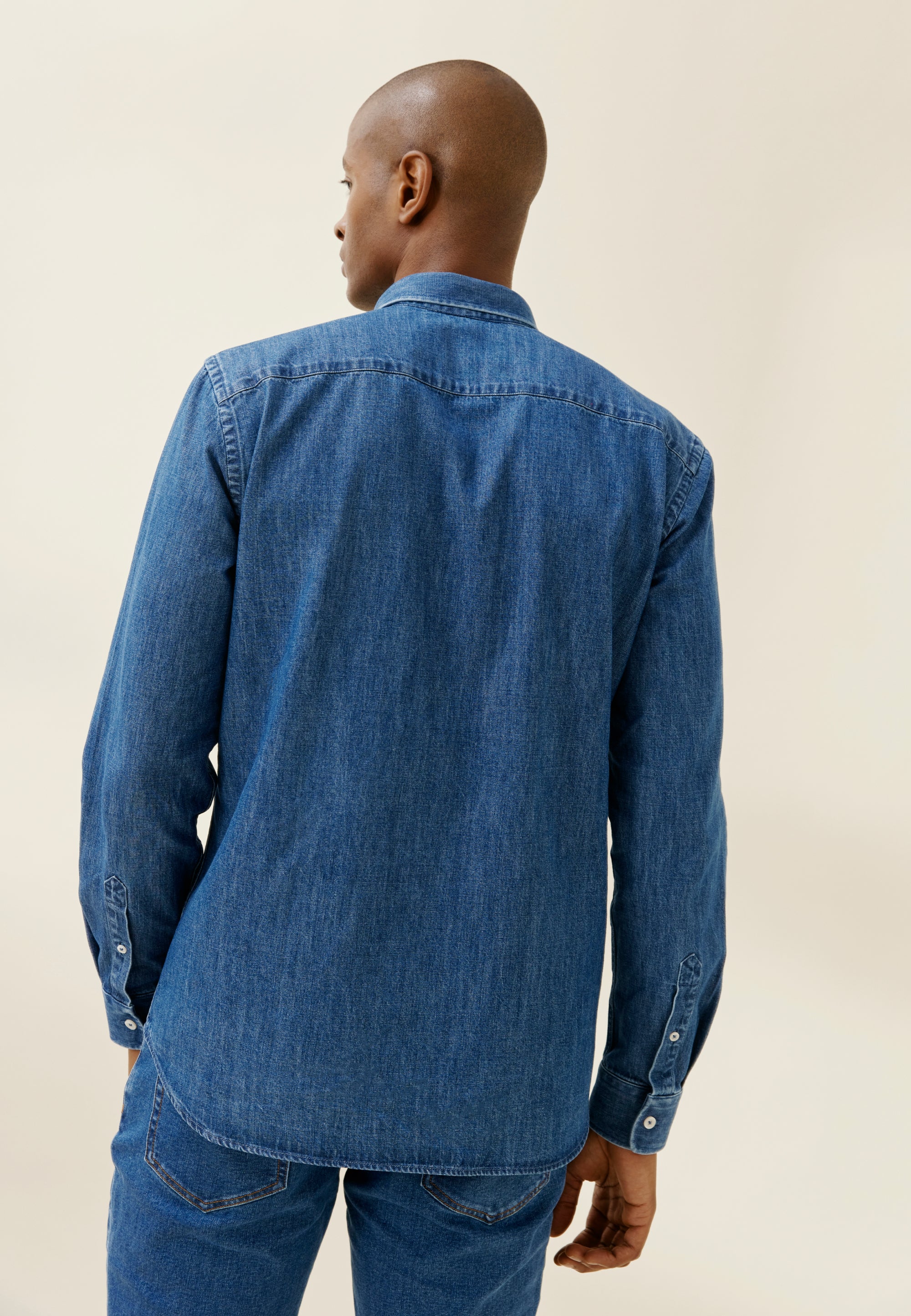 chemise en jean coton bio loom bleu moyen dos