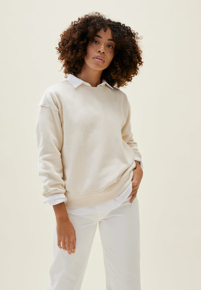 sweat femme coton ecru face main